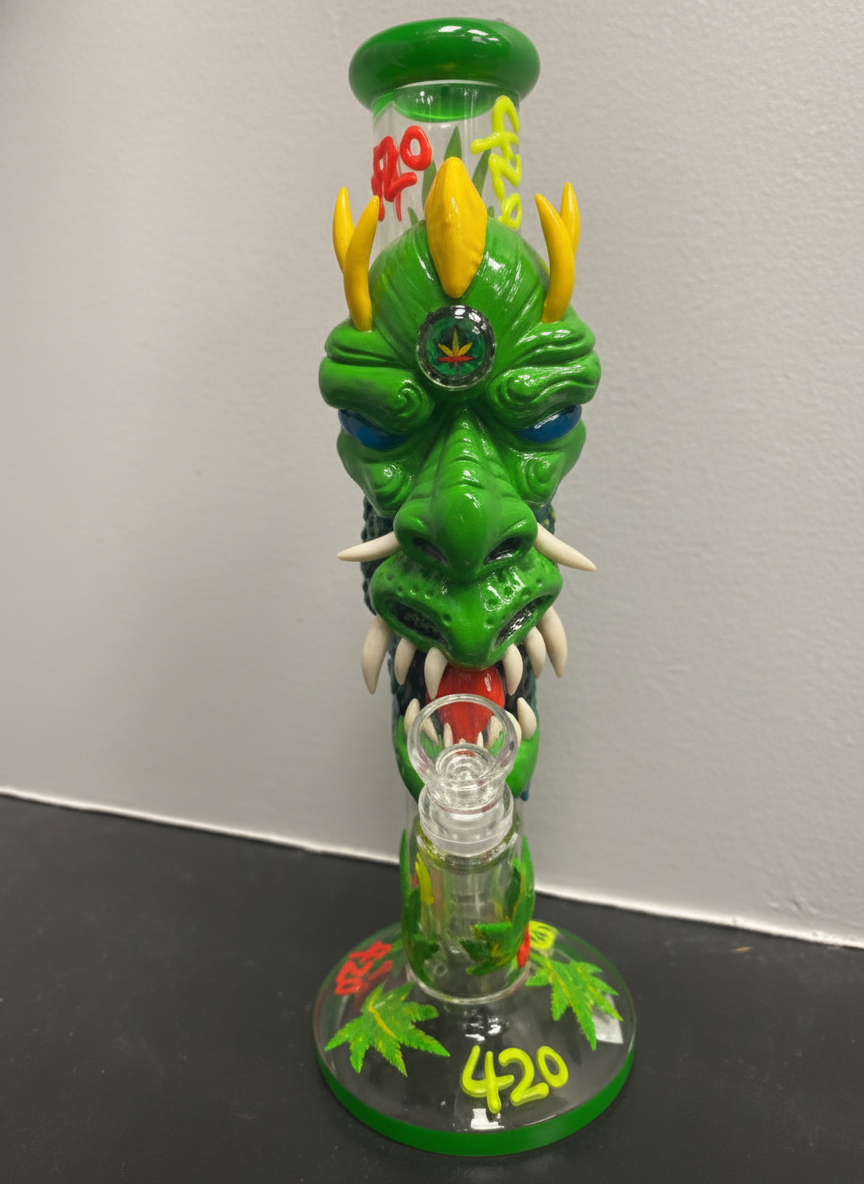 STRAIGHT BONG - Ogre with cannabis leaves GREEN
