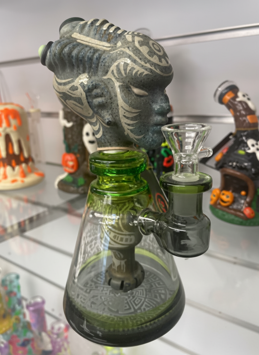 BUBBLER BONG - ANCIENT ALIEN HEAD - GREEN