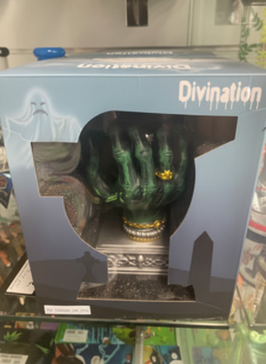 BEAKER BONG - DIVINATION CRYSTAL BALL BONG - GREEN