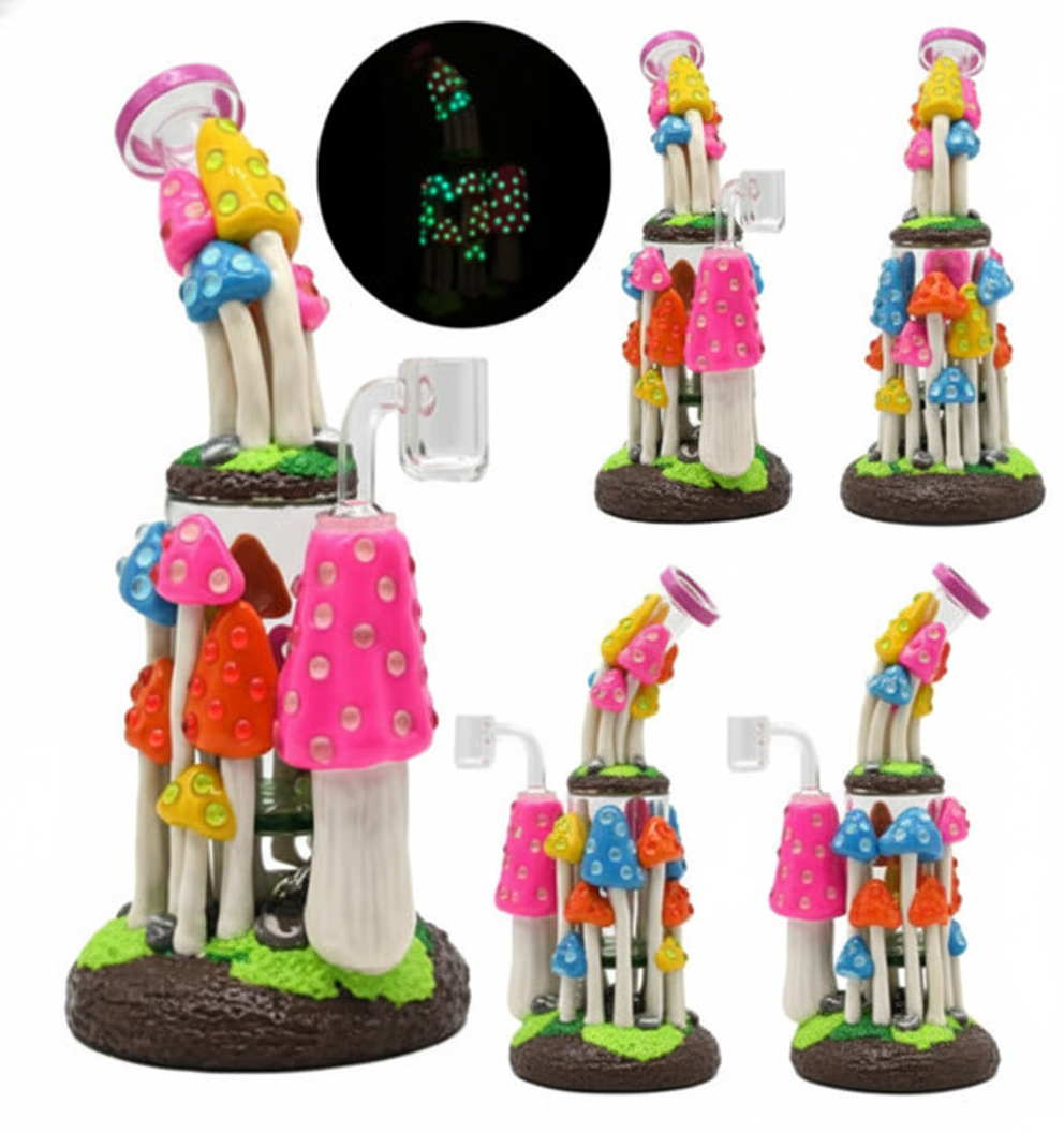 STRAIGHT BONG GITD – Cluster of colorful glow‑in‑the‑dark mushrooms – MULTICOLOR