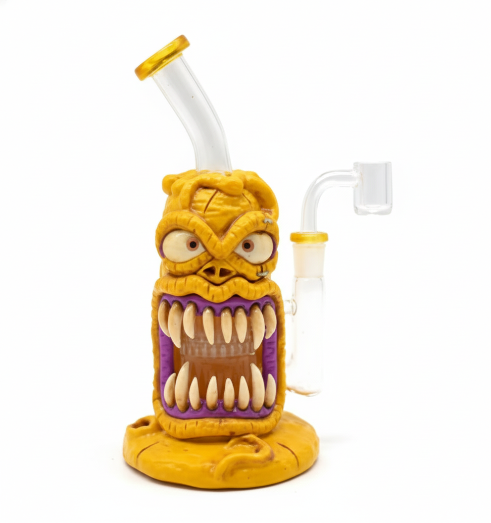 STRAIGHT BONG – Yellow monster with bulging eyes and large teeth – YELLOW
