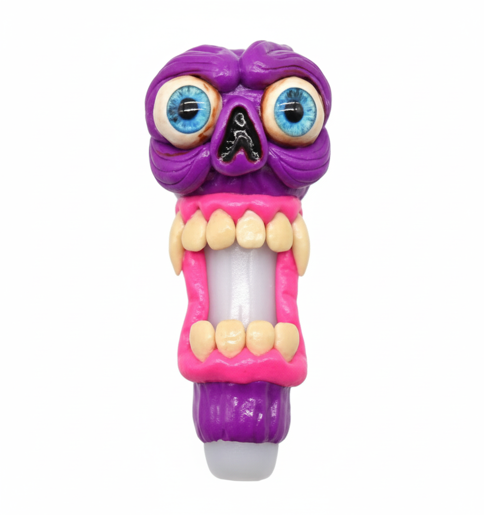 PIPE – Purple monster head with big blue eyes and open mouth – PURPLE