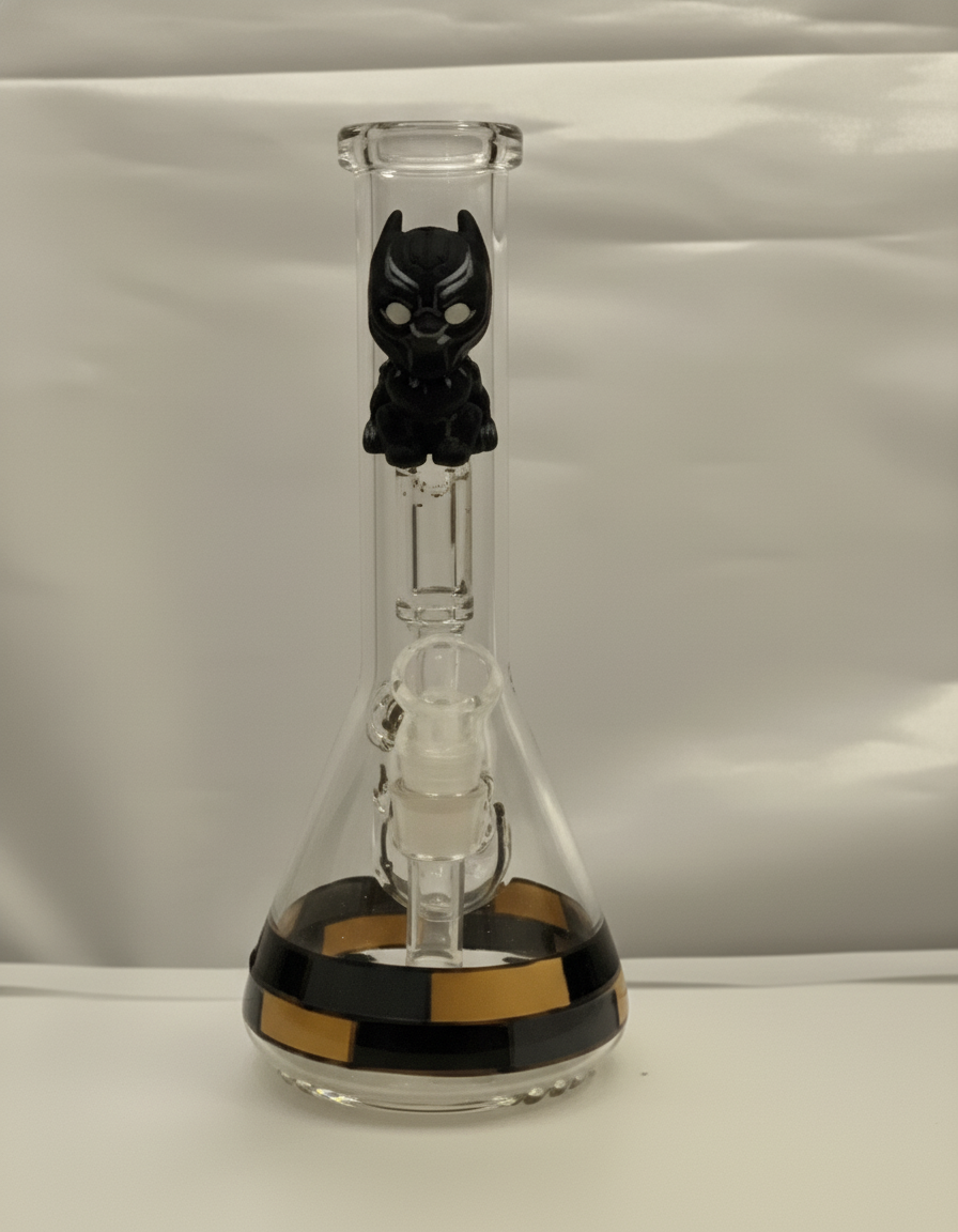 BEAKER BONG - BATMAN HEAD WITH GOLD BAND - BLACK