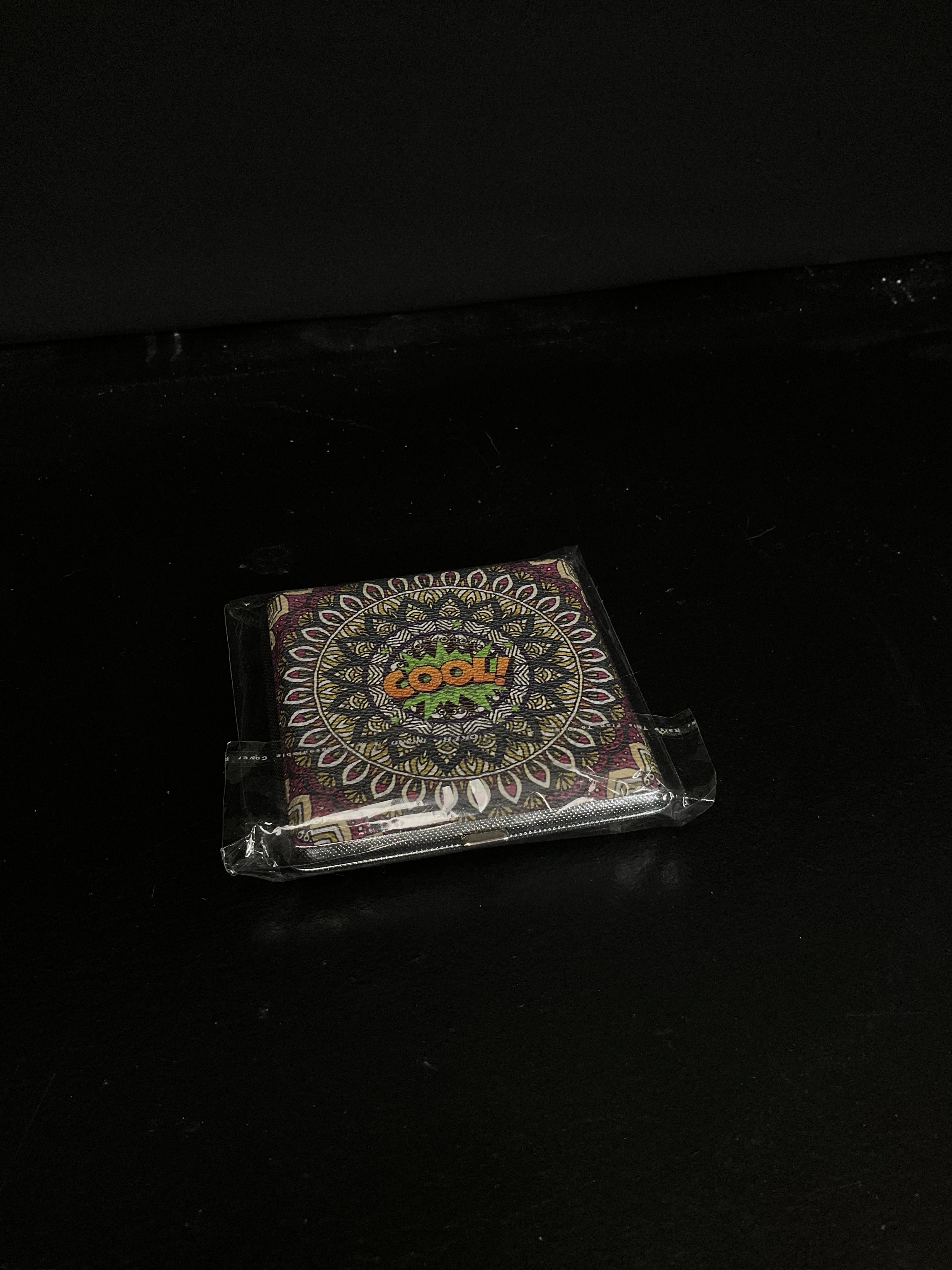 GEAR - PSYCHEDELIC POP-ART CIGARETTE CASE - MULTICOLOUR