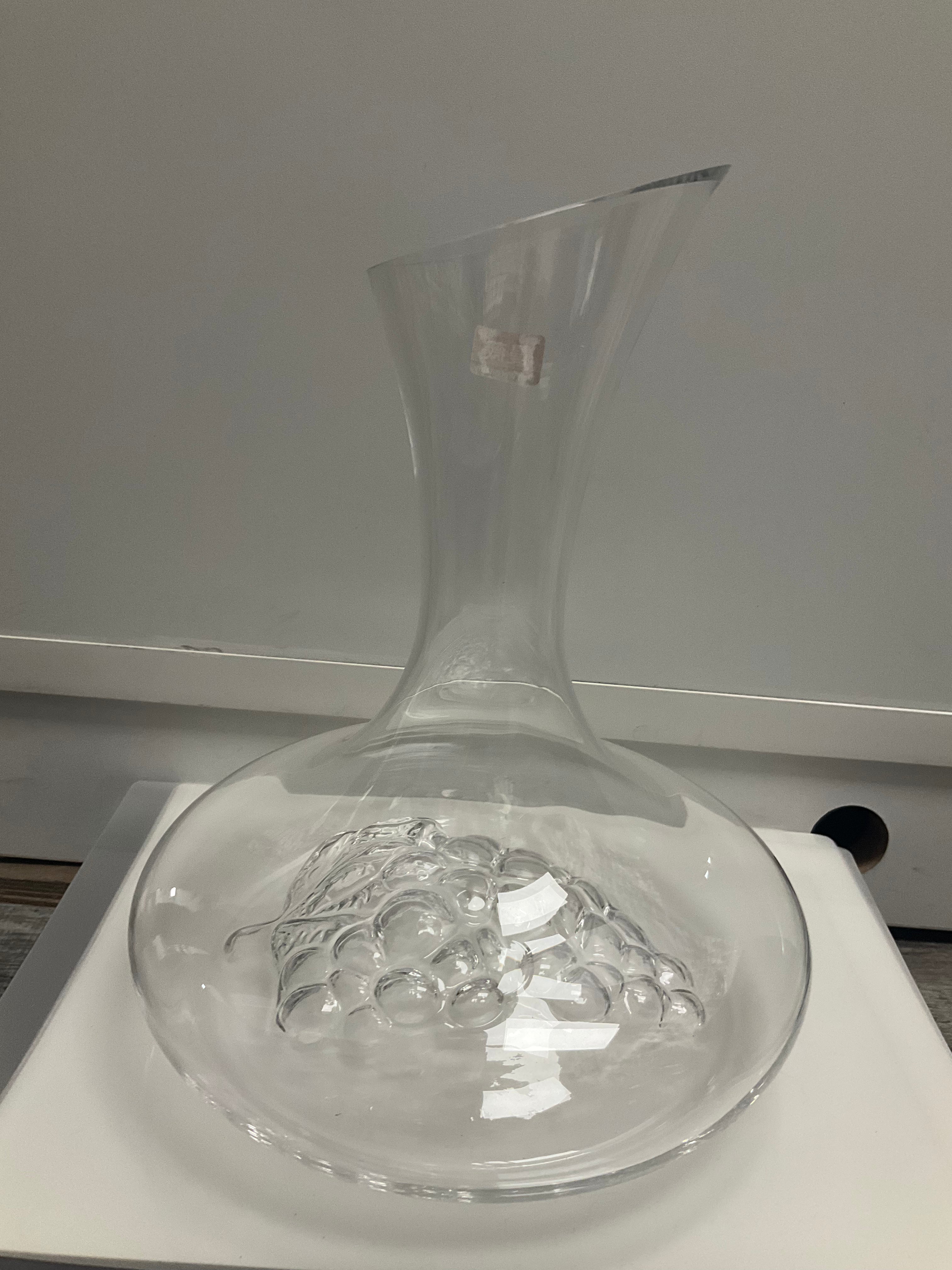 DRINKWARE - DECANTER WITHOUT HANDLE, TEXTURED - MEDIUM