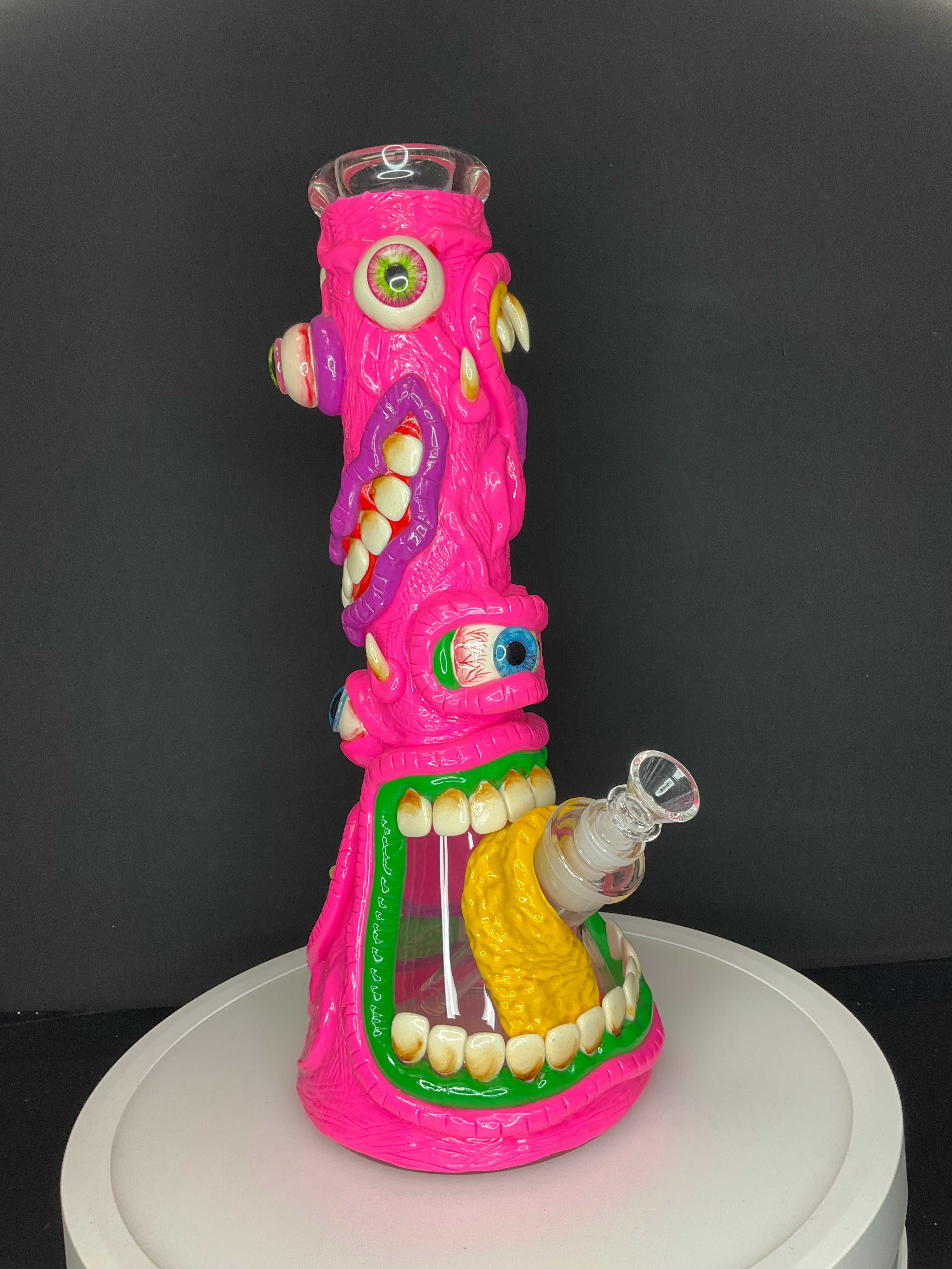 BEAKER BONG - Multi-eyed monster with wide mouth - PINK