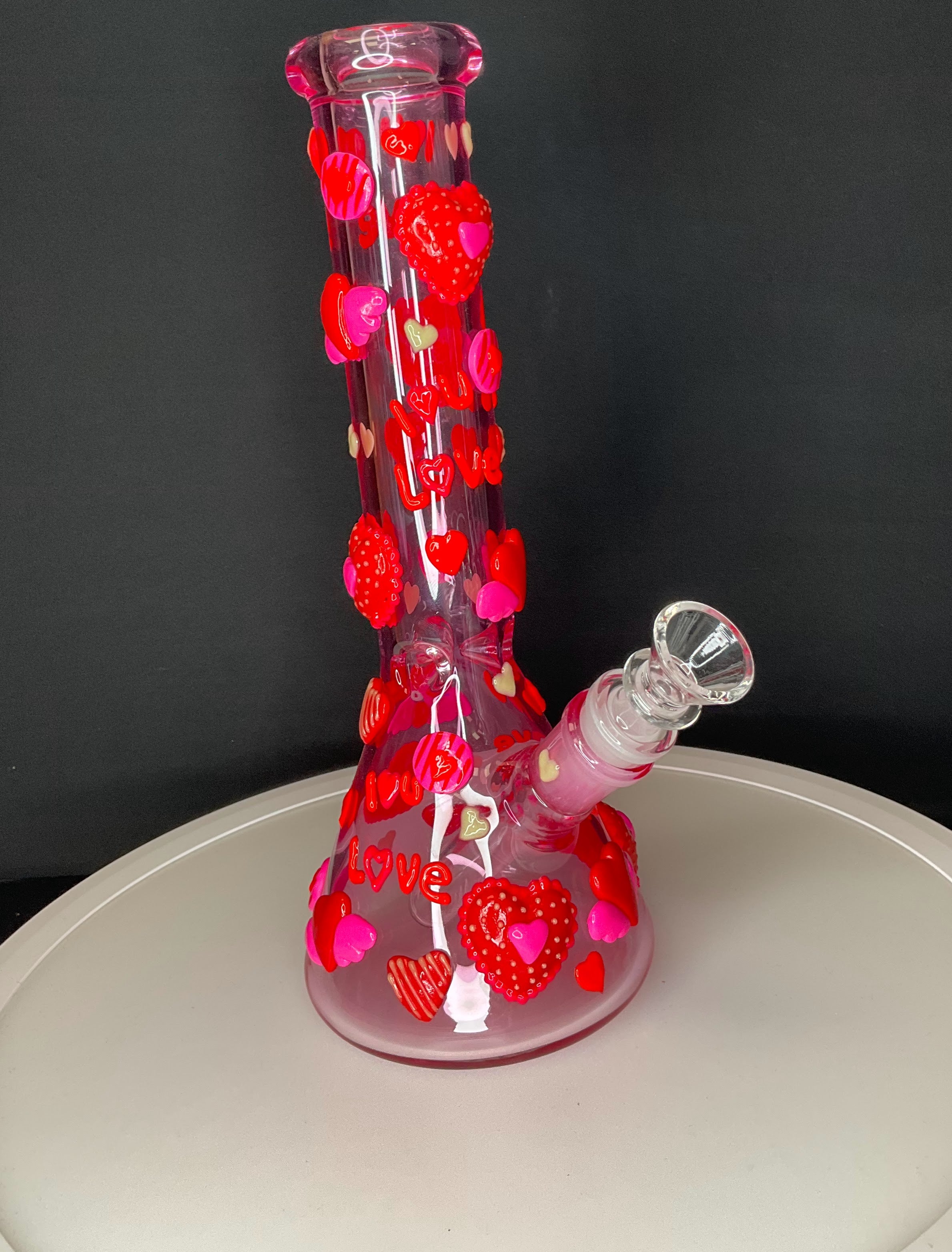 BEAKER BONG - Valentine's Day with hearts, mini - CLEAR