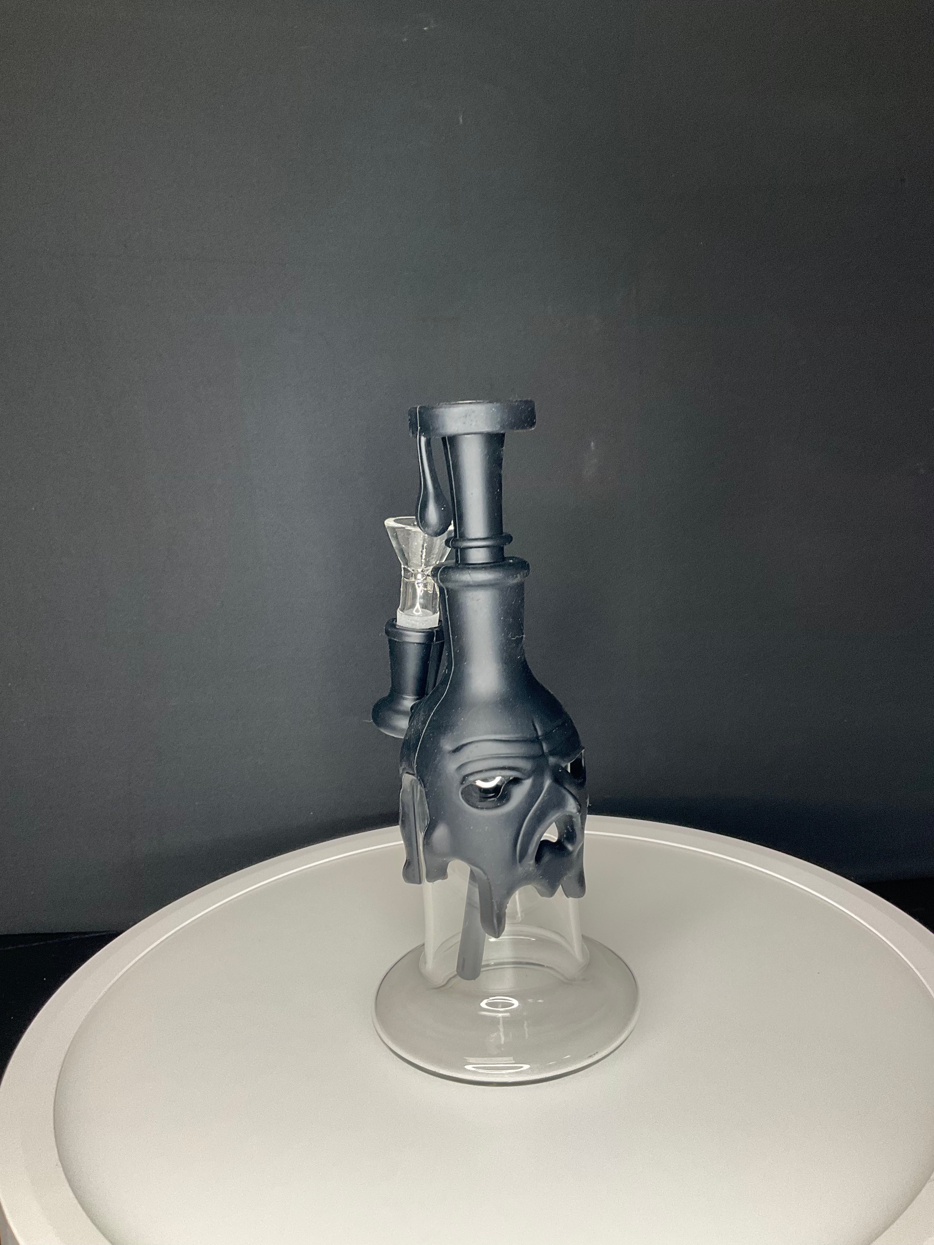 BEAKER BONG - HALF SILICONE DRIP SKULL - MULTICOLOURED