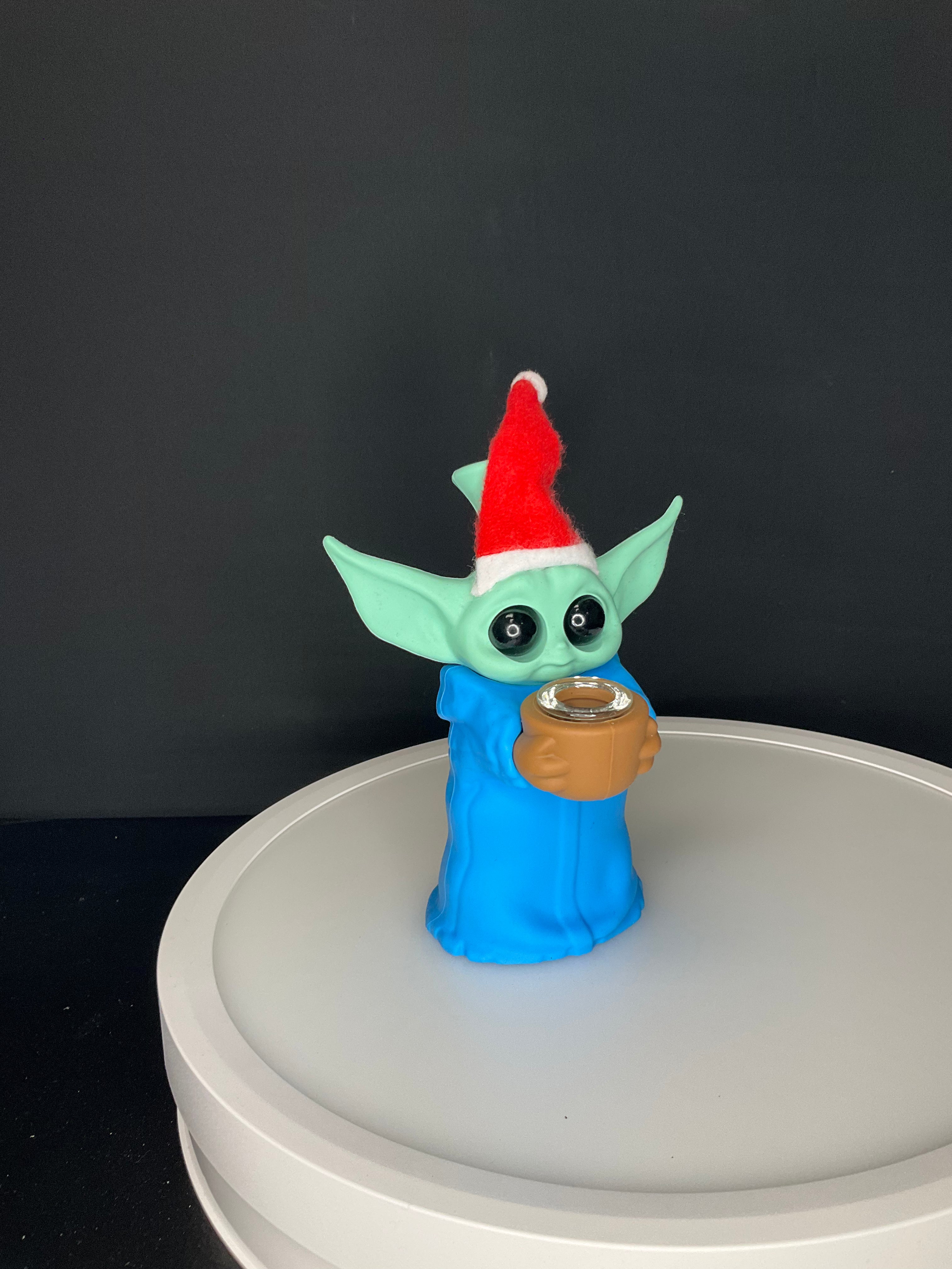BUBBLER BONG - SILICONE BABY YODA STANDING - MULTICOLOURED